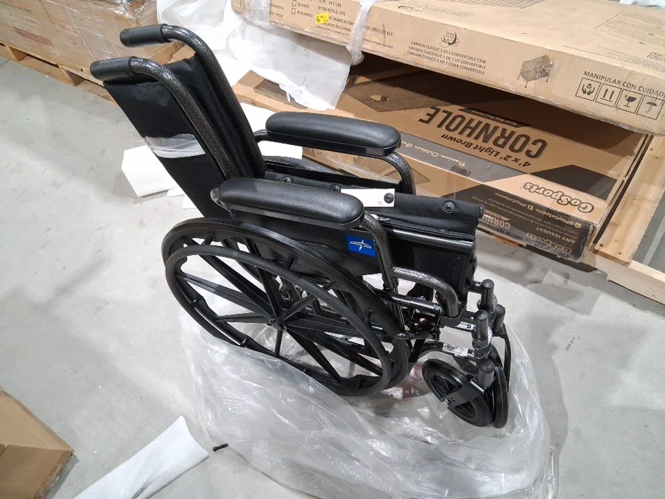 New Medline Wheel Chair - photo 3