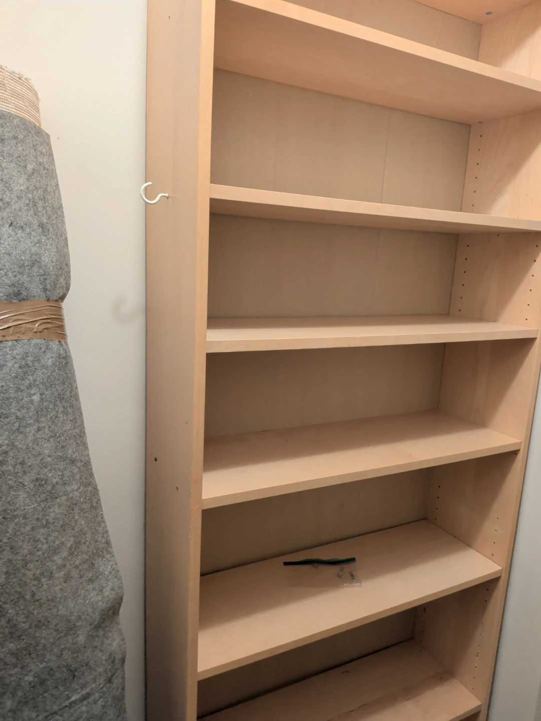 Light Wood Bookshelf - photo 2