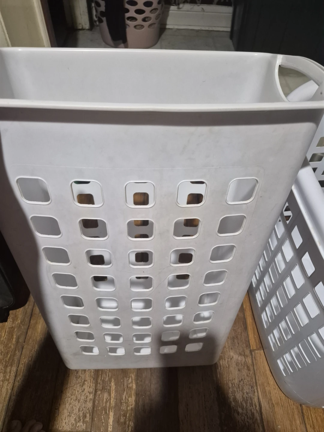 White Plastic Laundry Basket with Handles - photo 3