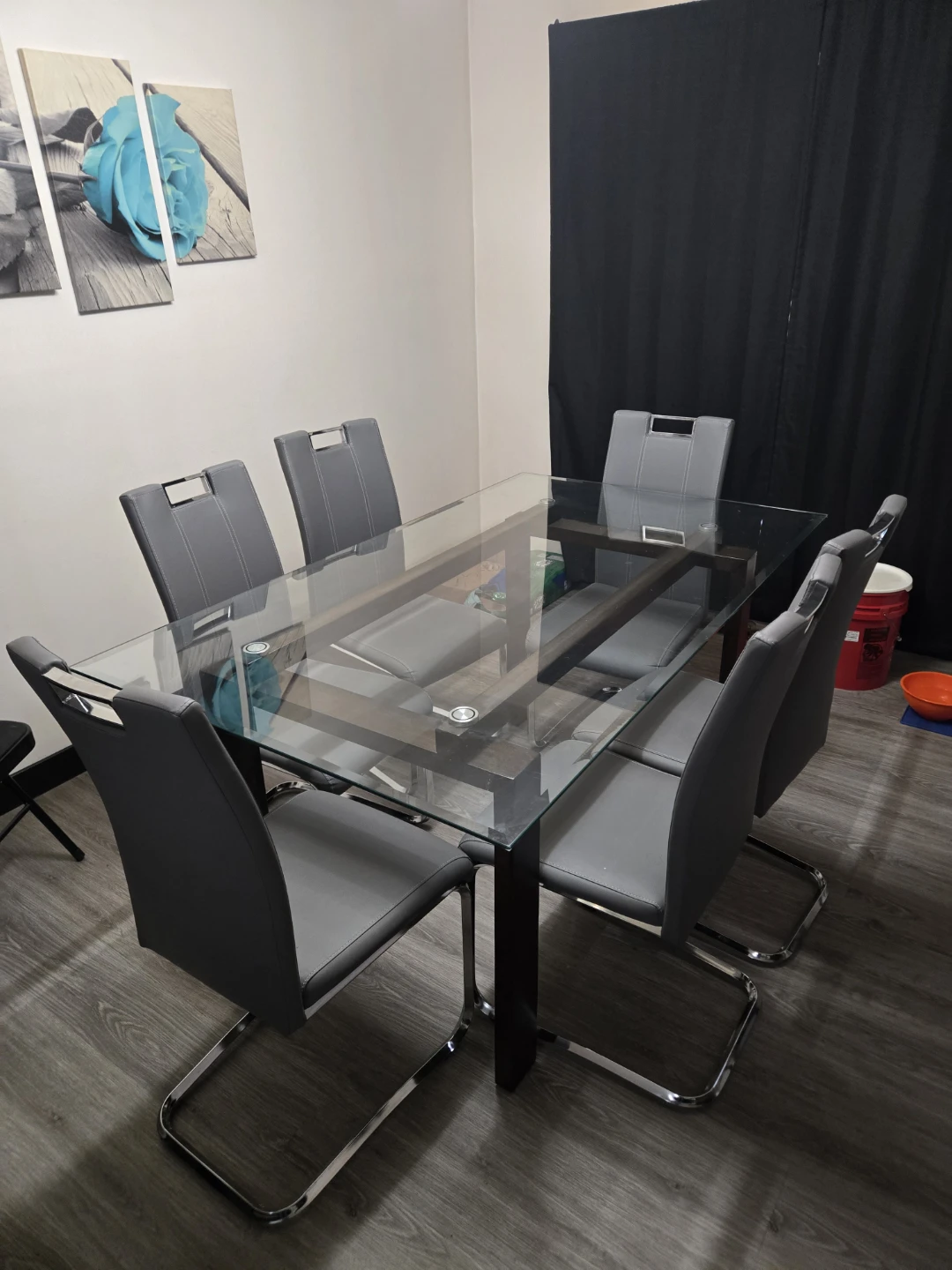 Glass Top Dining Table with 6 Grey Chairs