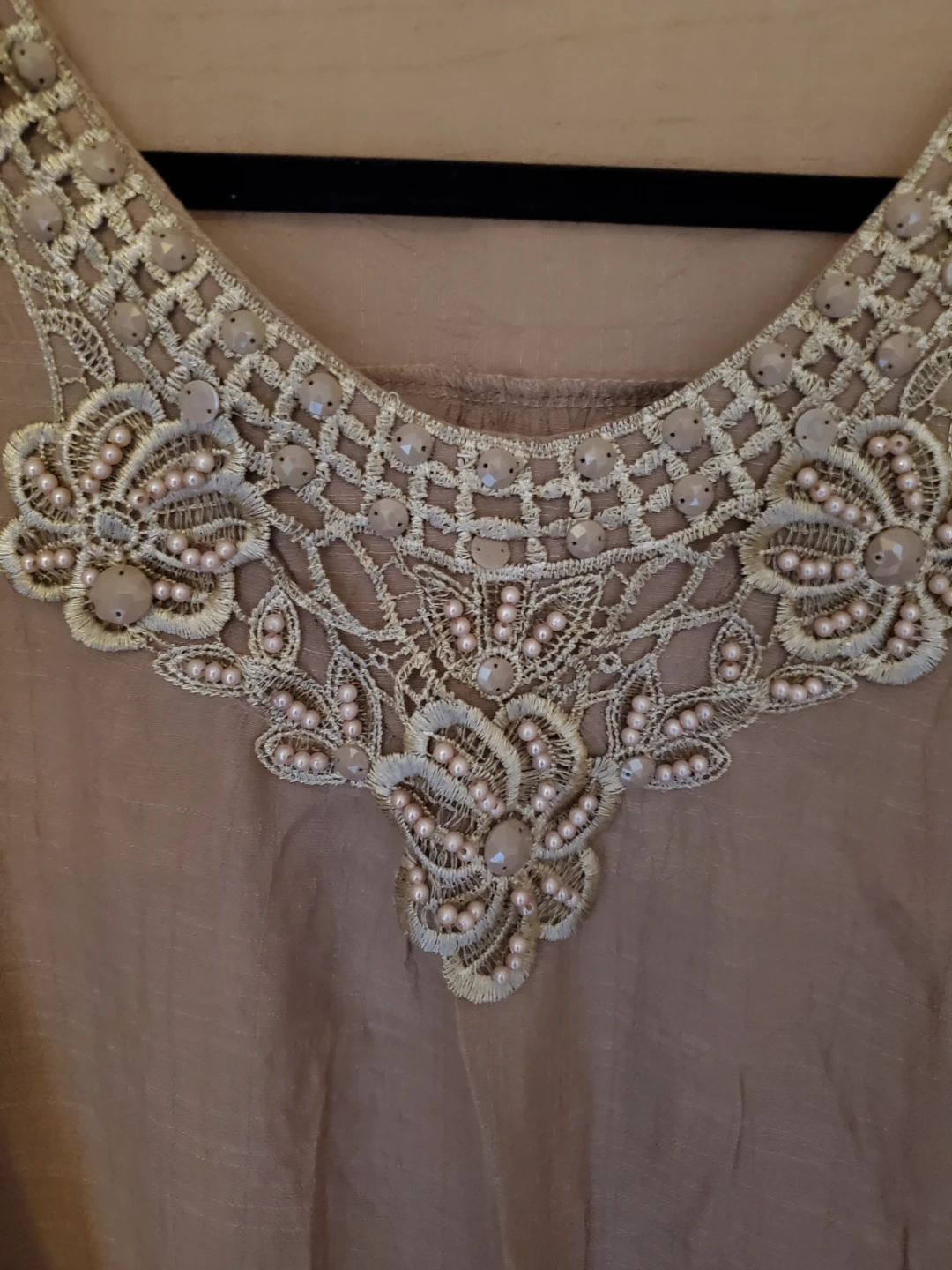 Tan Boutique Blouse w/Lace Inlay...New - photo 2