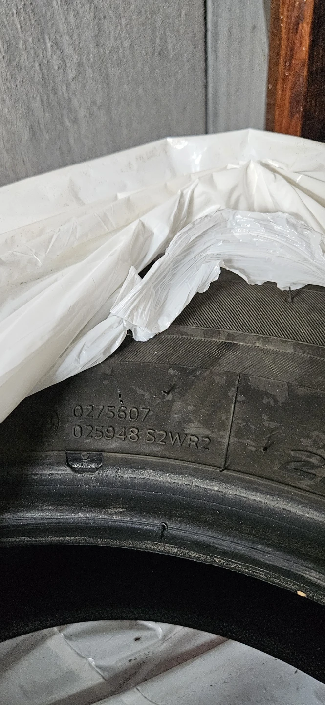 Tires from 2020 Tucson Hyundai all season lightly used - photo 3