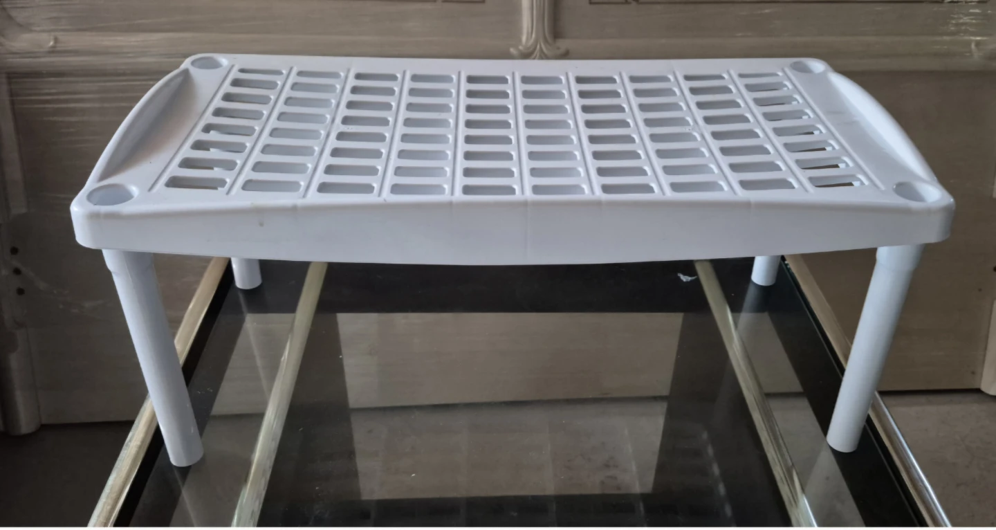 White Plastic 2-Tier Shelf Unit
