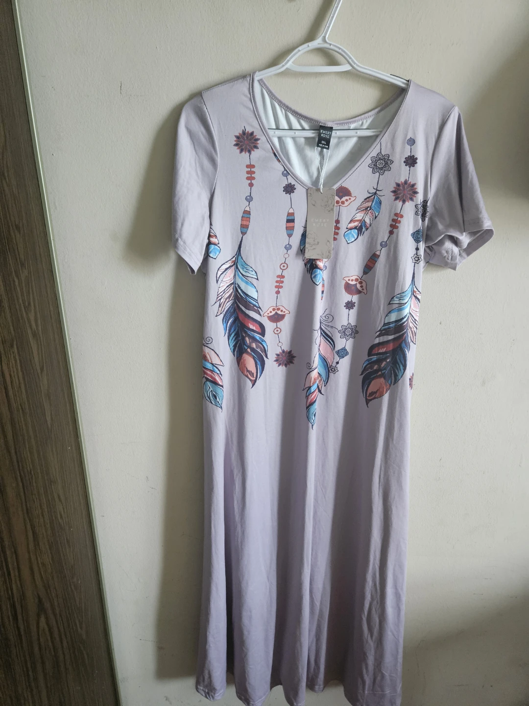 XL SHEIN Maxi Dress with Feather Print