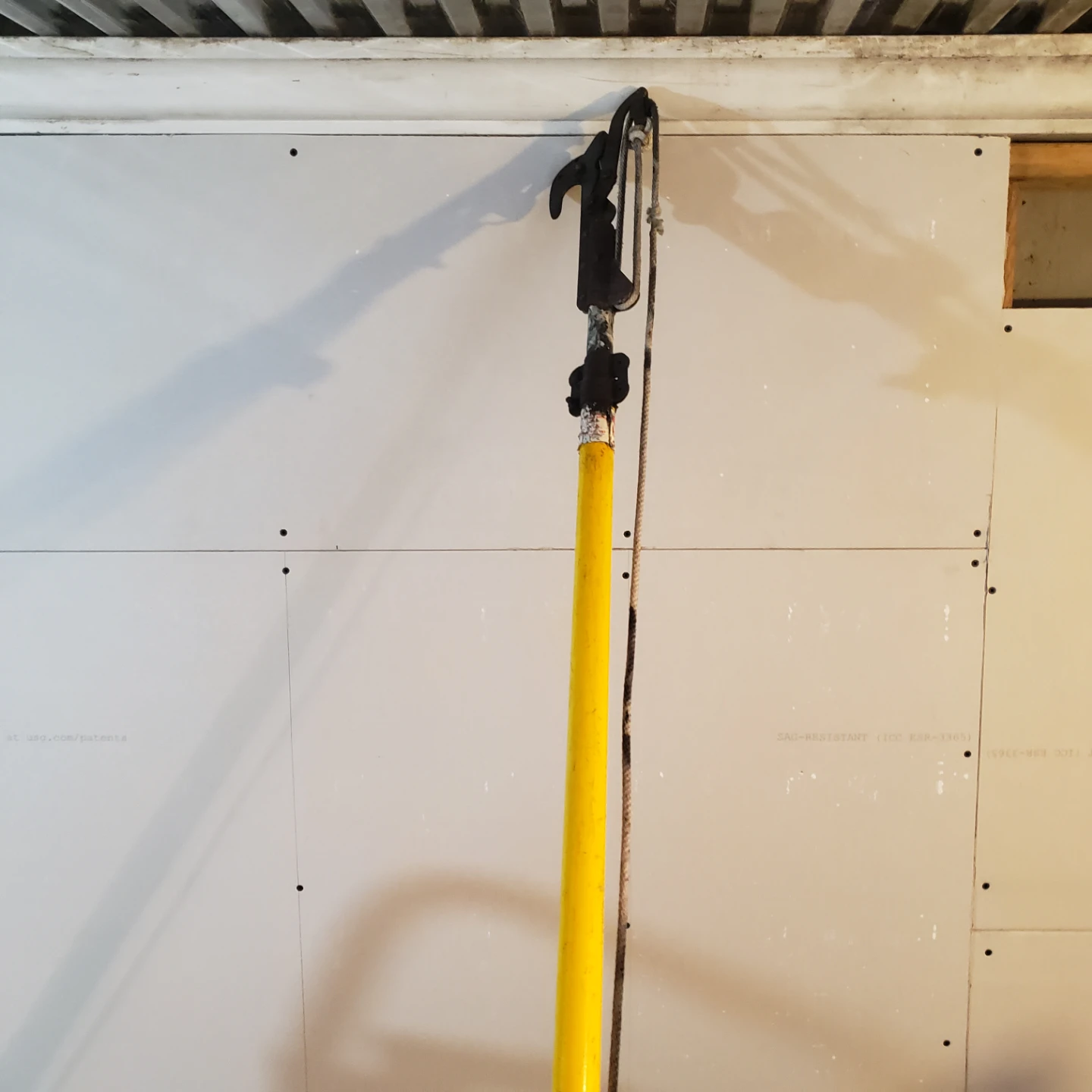 Yellow Pole Lopper Tool