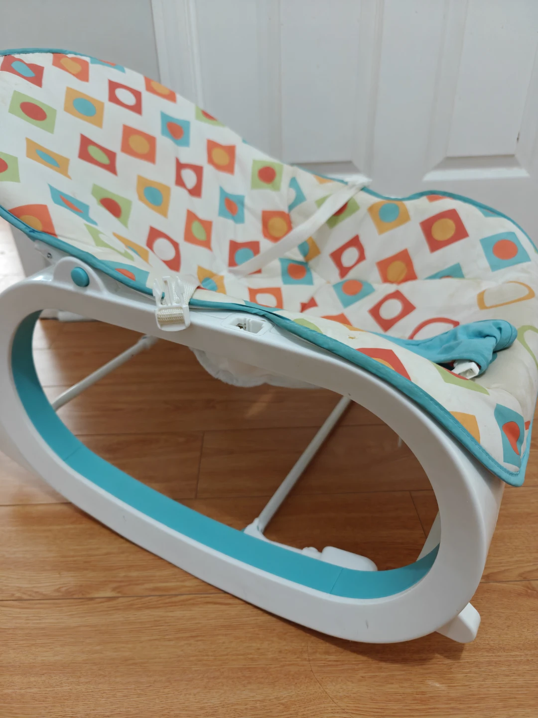 Fisher Price Infant-to-Toddler Rocking chair - photo 2