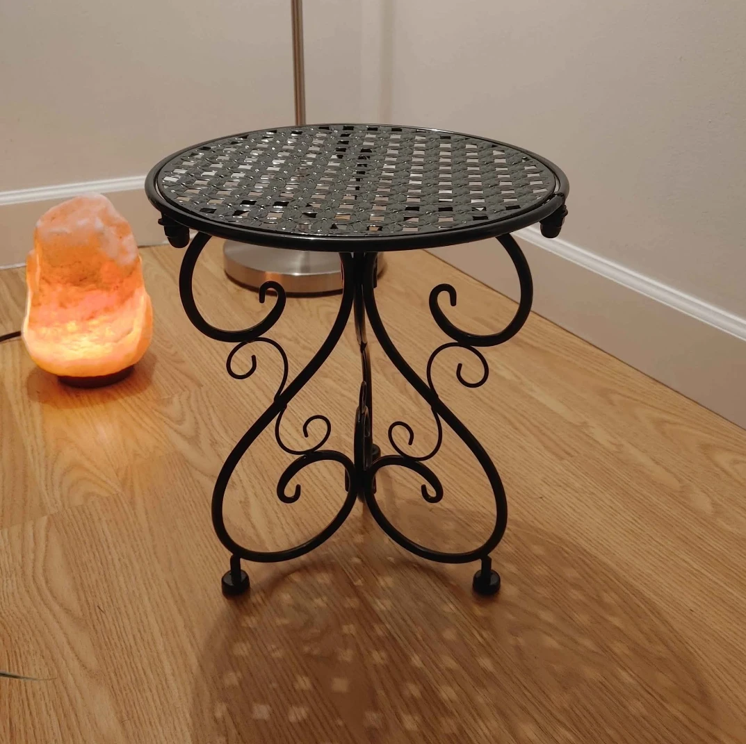 Small Black Metal Accent Table - photo 2
