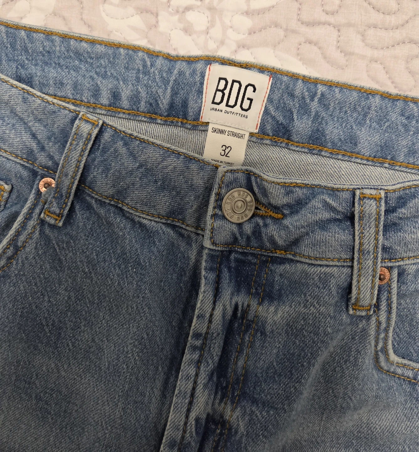 BDG Urban Outfitters Skinny Straight Jeans Size 32