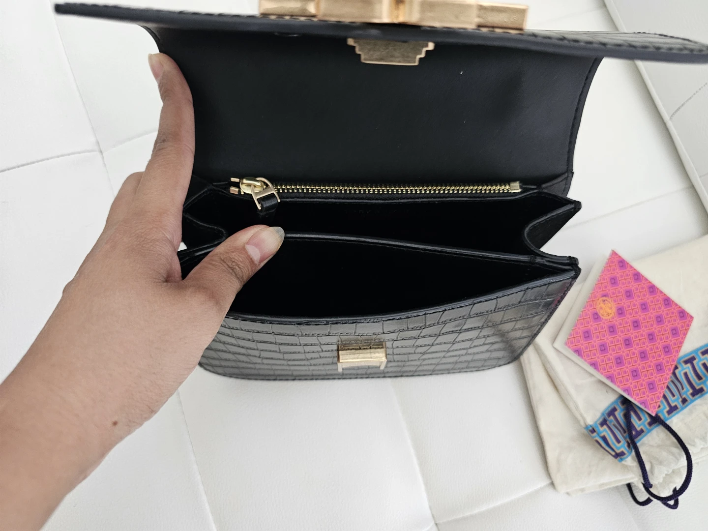 Authentic Tory Burch Bag for Sale - PRICE FIRM - photo 5