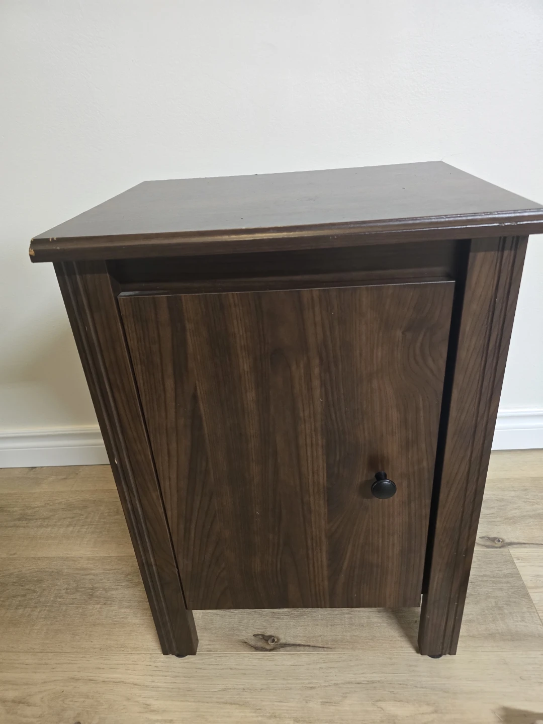 Wooden nightstand - photo 4