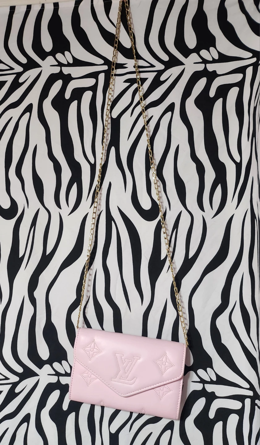 Louis Vuitton Crossbody Purse - photo 2