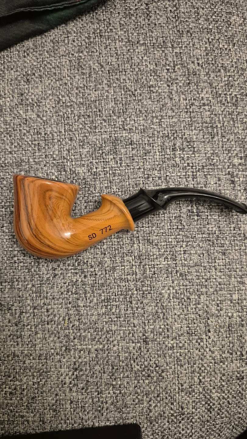 3 New Smoking Pipes with Case and Accessories - photo 2