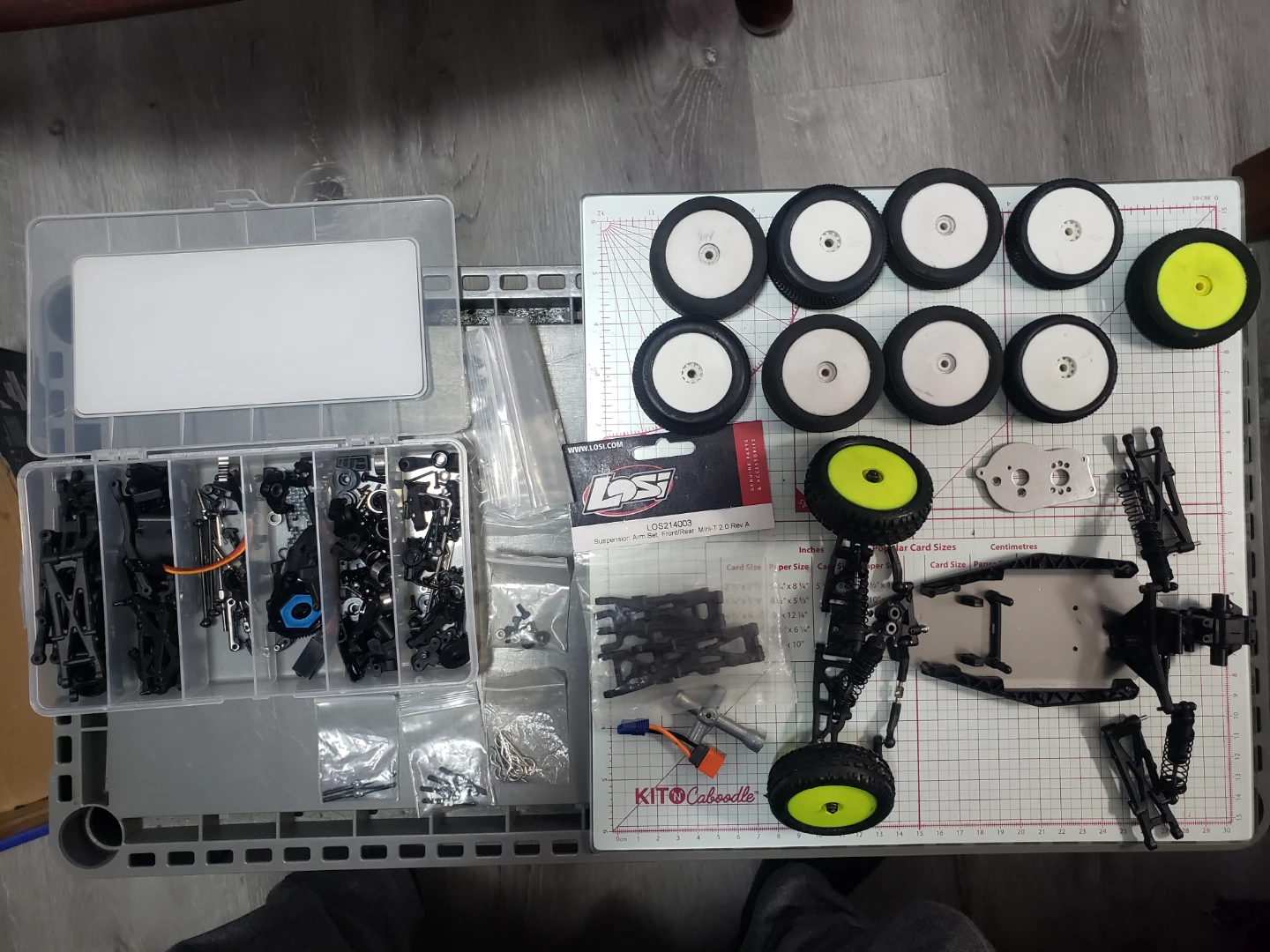 Losi mini b,losi mini t and parts rc trades. - photo 4