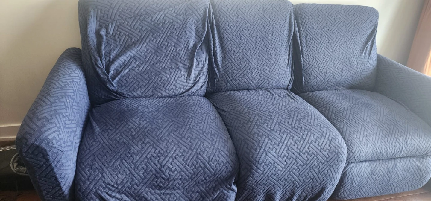 Recliner sofa