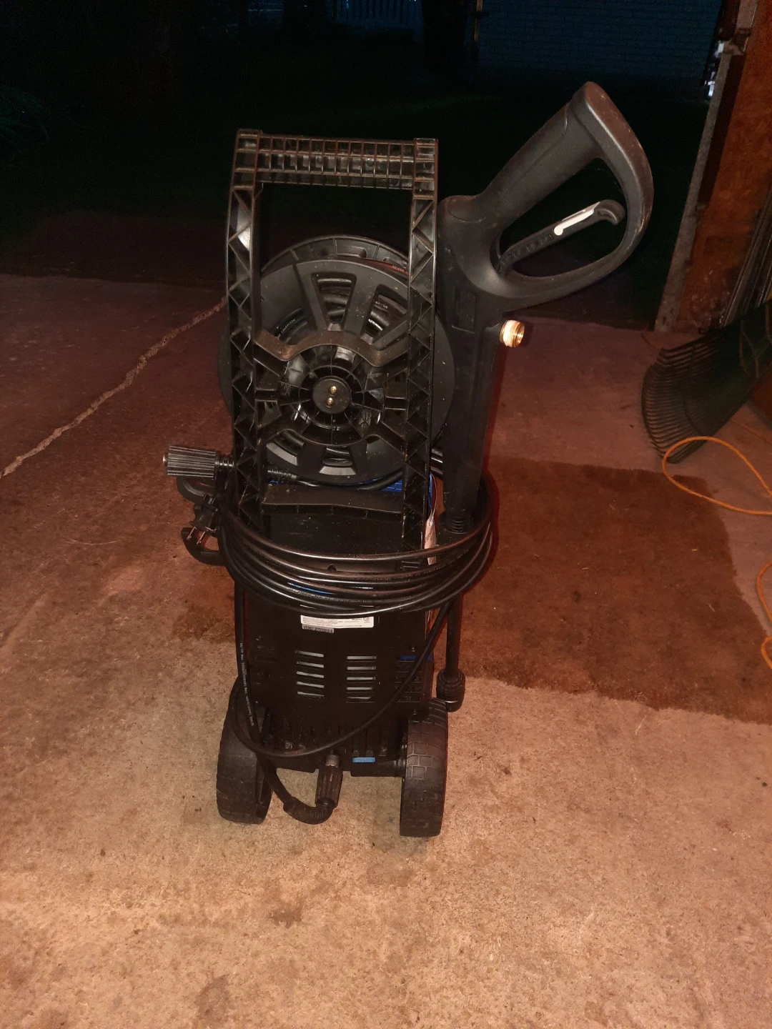 Simoniz 1900 pressure washer - photo 2