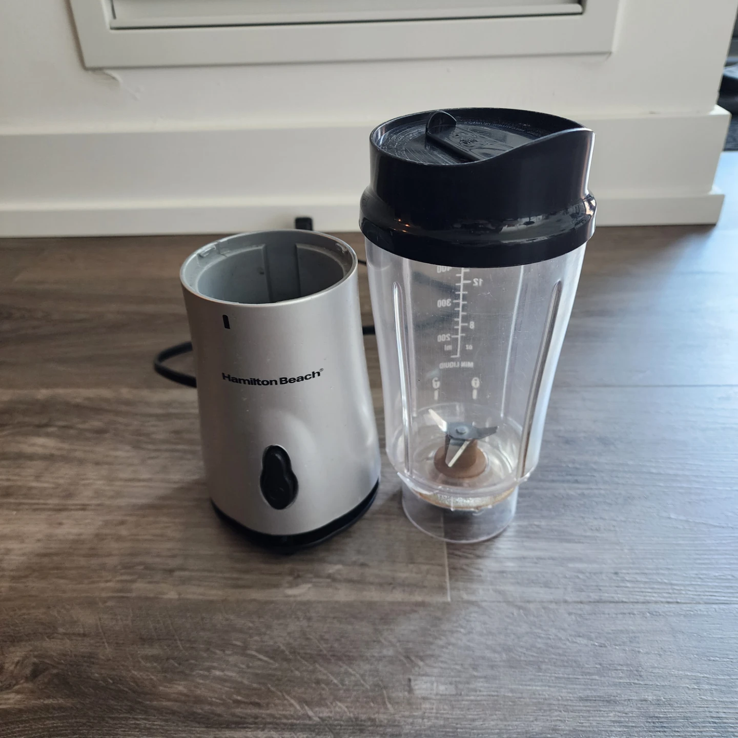 Hamilton Beach Personal Blender (good base, bad container)