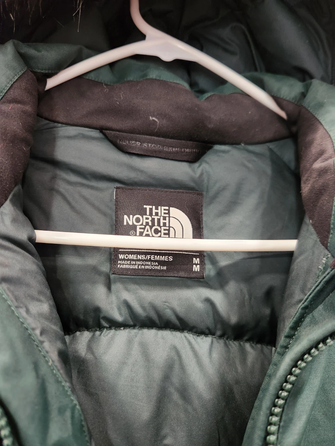 The North Face Women's Green Parka Jacket - photo 2