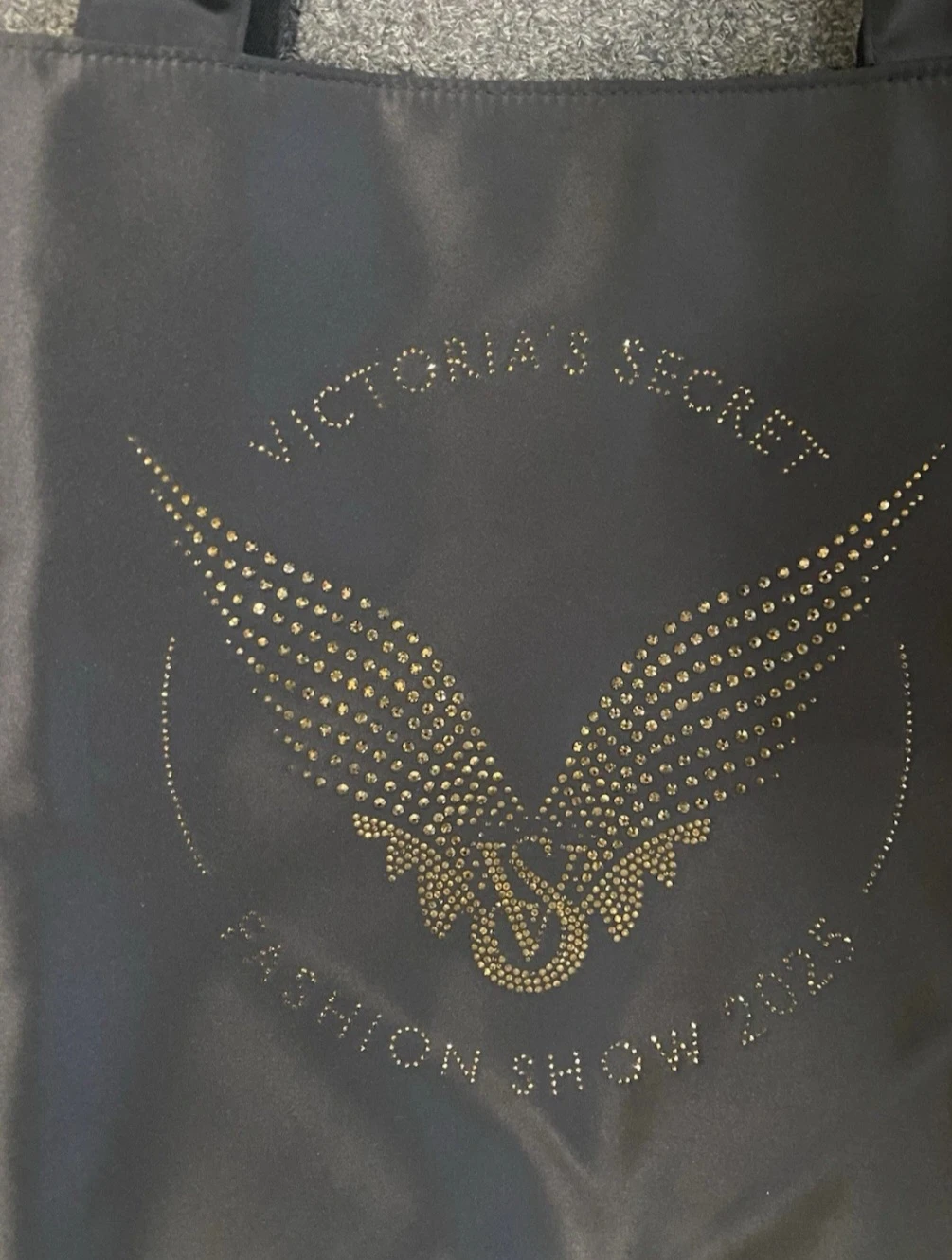 Victoria's Secret Fashion Show 2025 Tote Bag new - photo 2