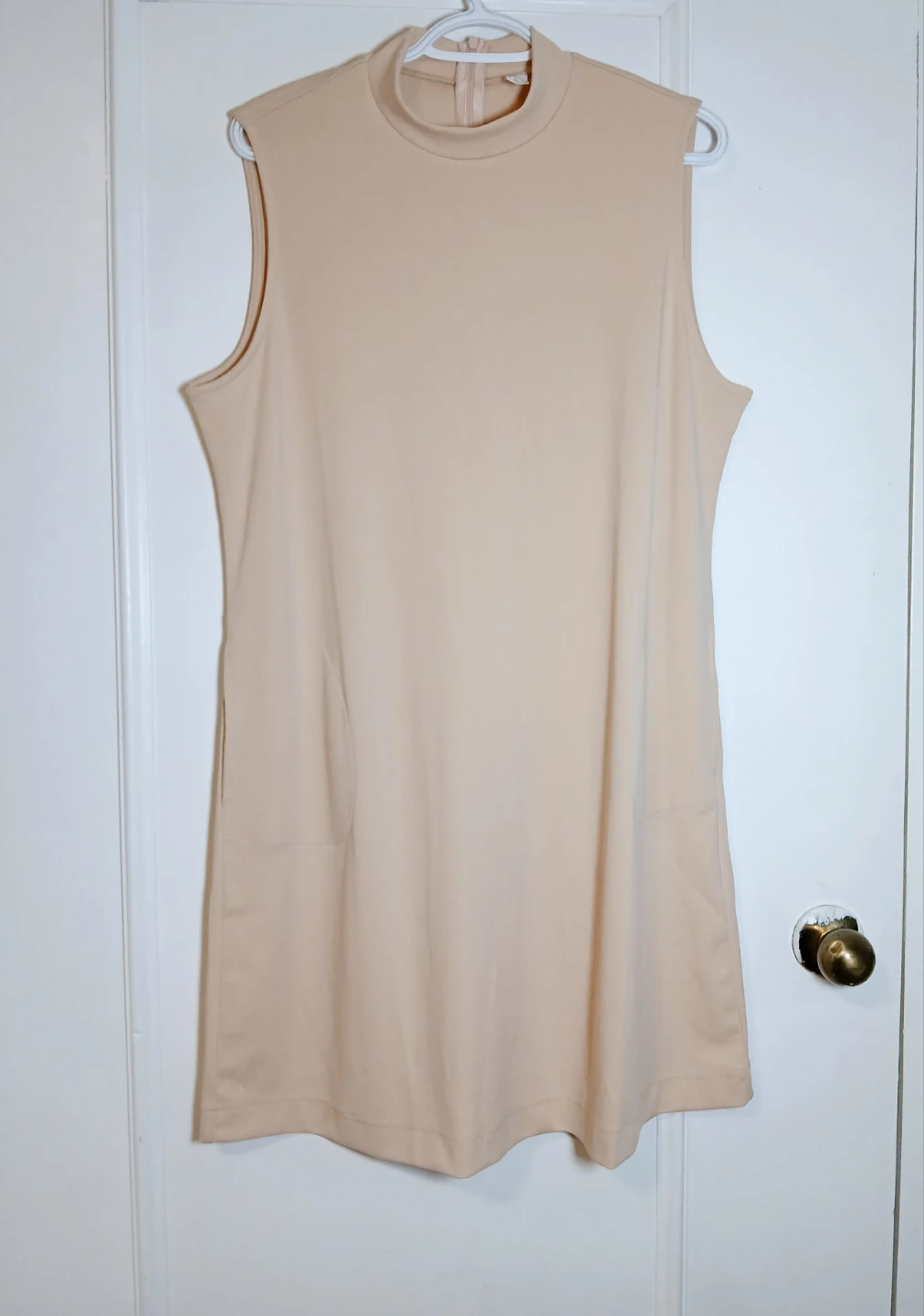 Women XL Tan Sleeveless Dress