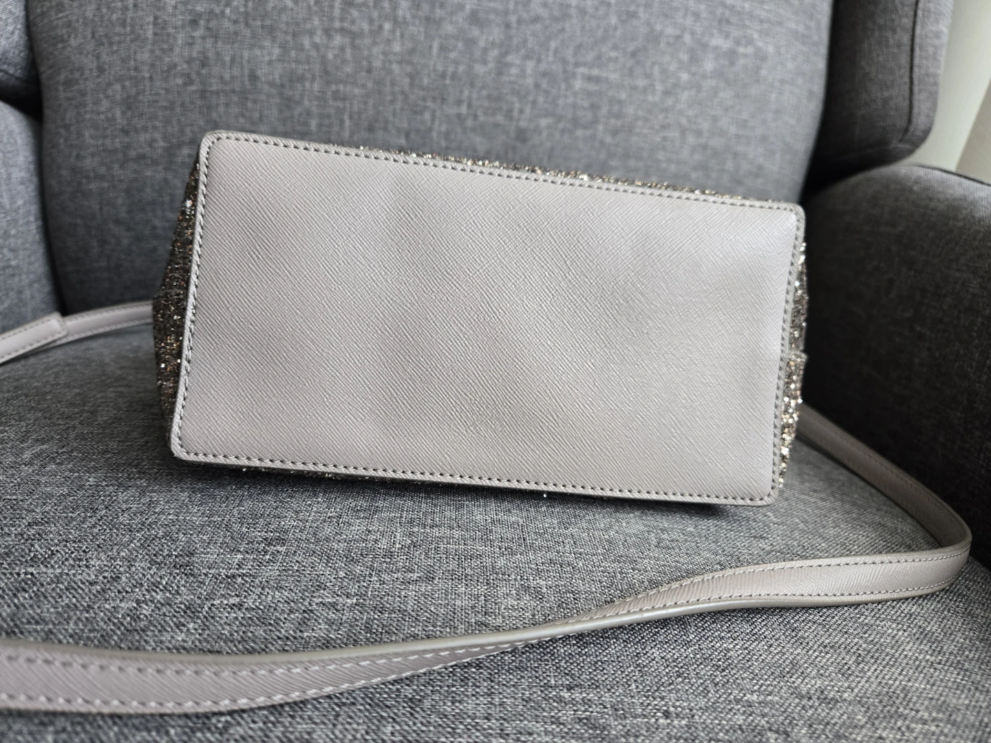 Kate Spade New York Handbag with Glitter Accent - photo 3