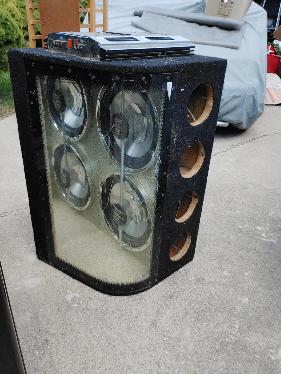 Speaker duals  power wash n blades to cut metal