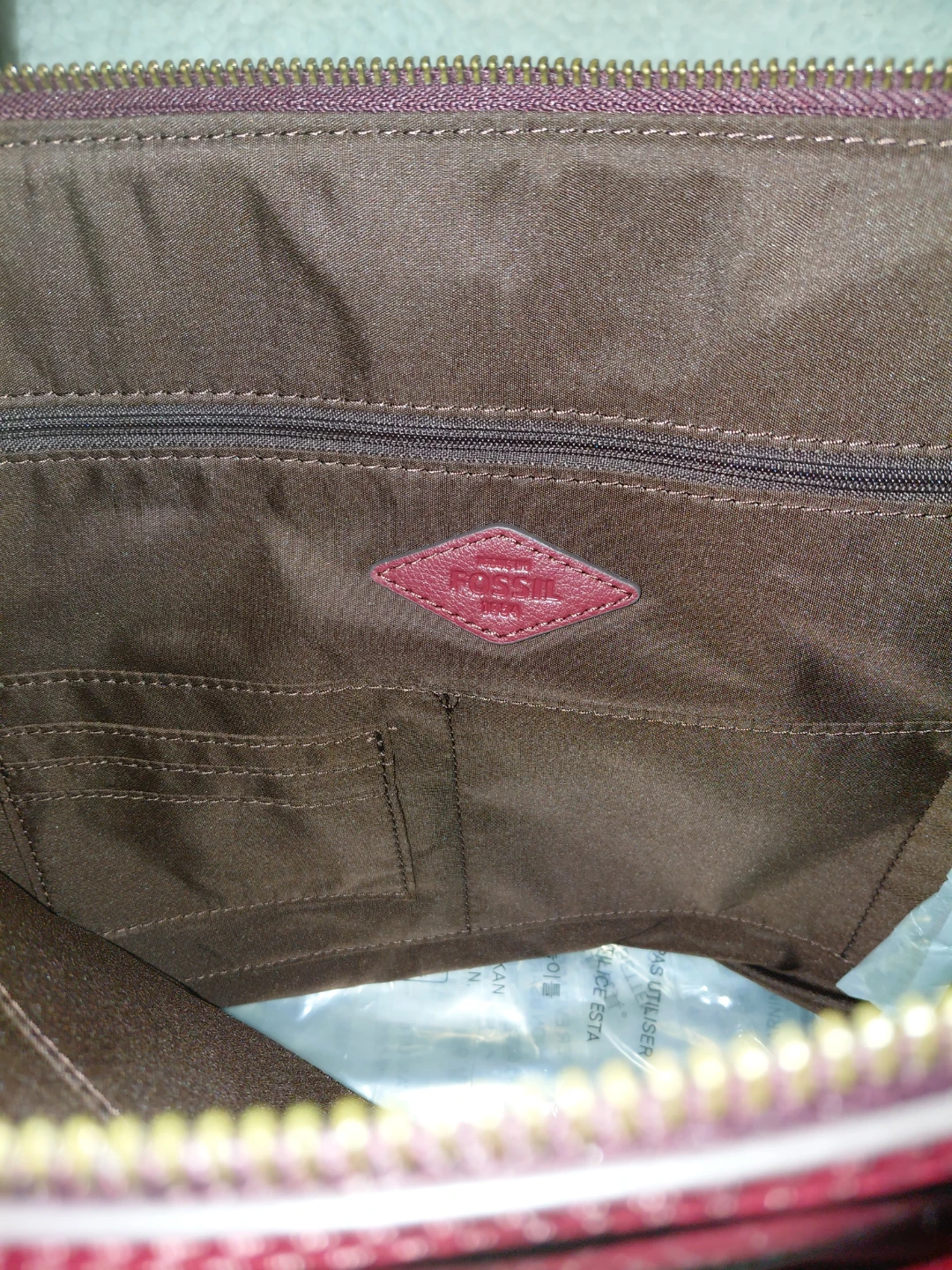 Brand New ( Never use) Handbag! - photo 3