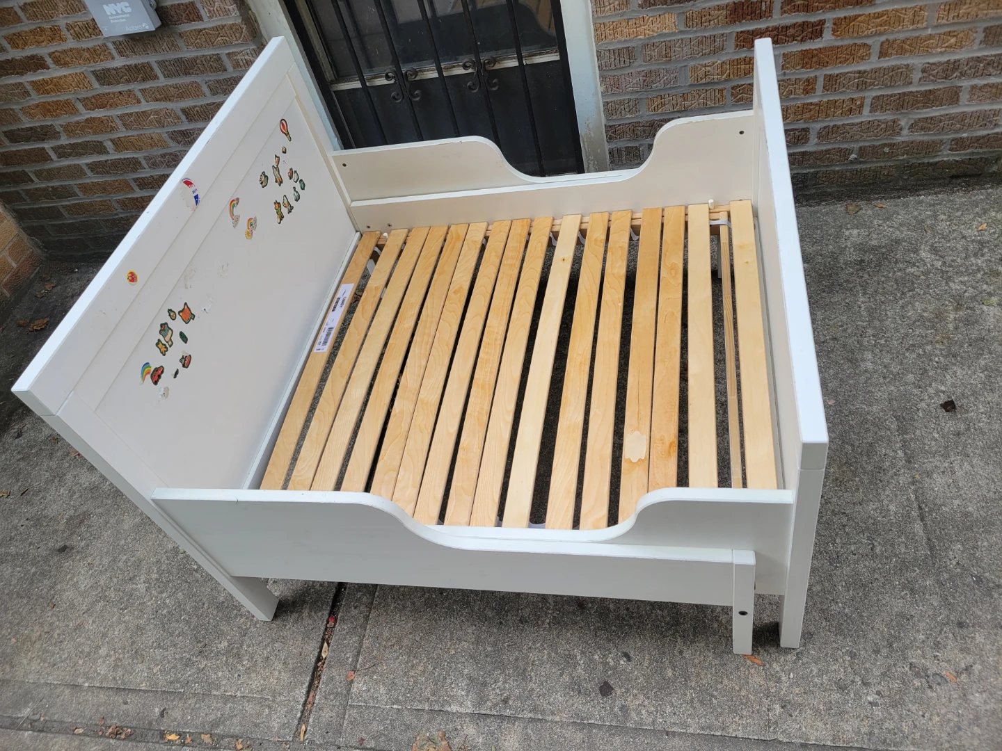 White Trasformer Bed from Toddler to Twin size - photo 2