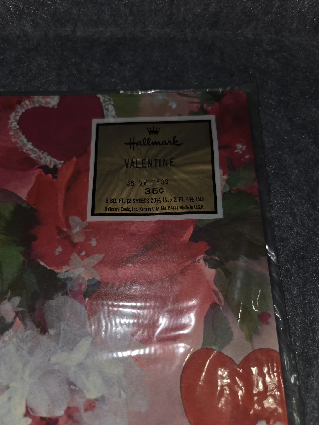 Hallmark Valentine's Day Wrapping Paper - photo 2