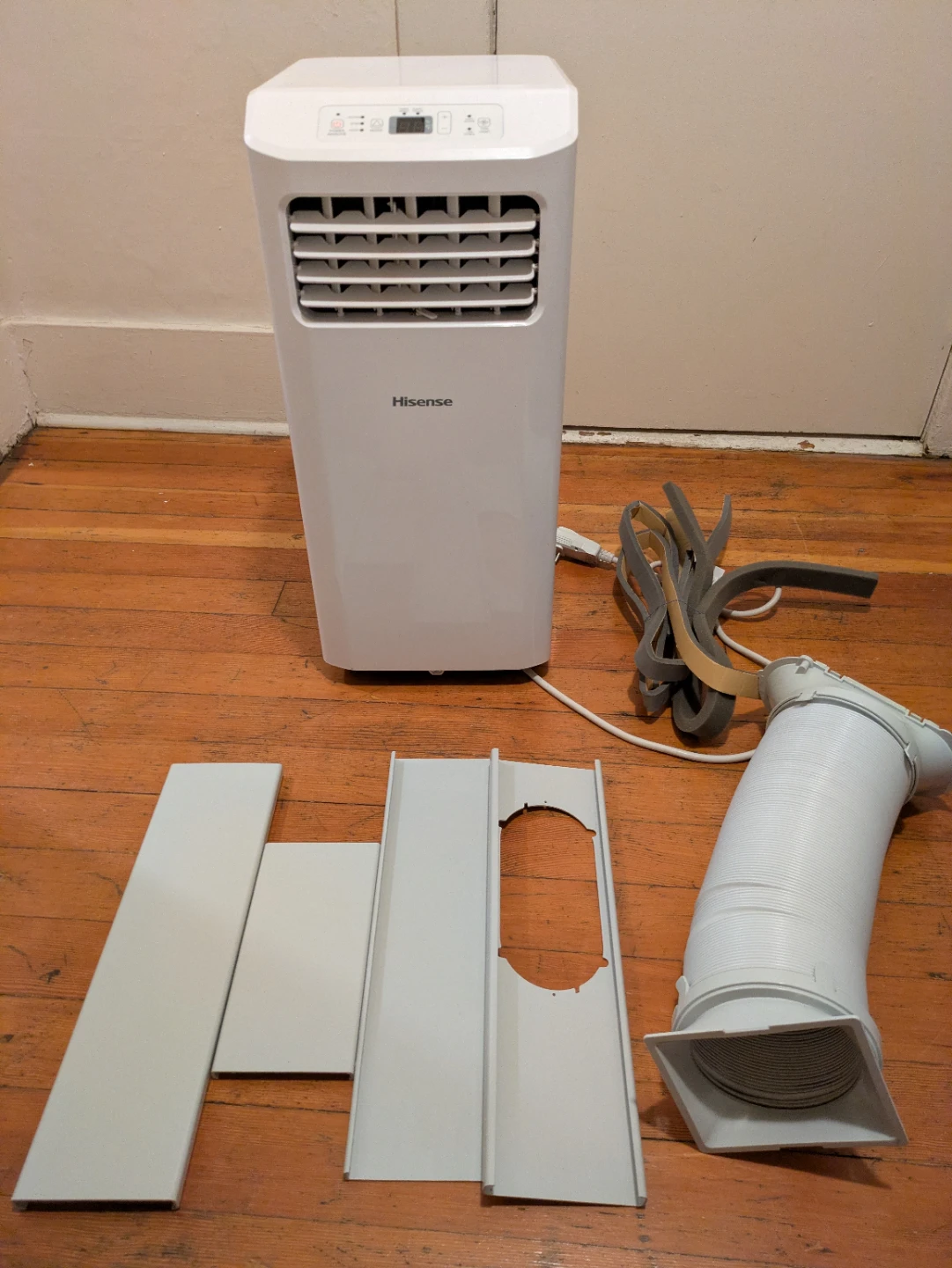 Like New Hisense  Portable Air Conditioner