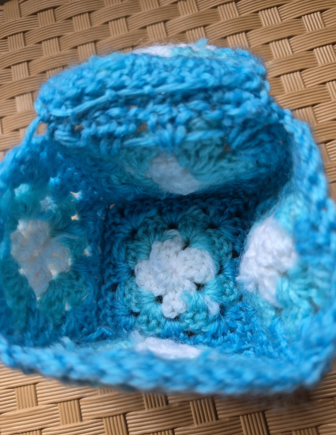 Crocheted Pouch - photo 2