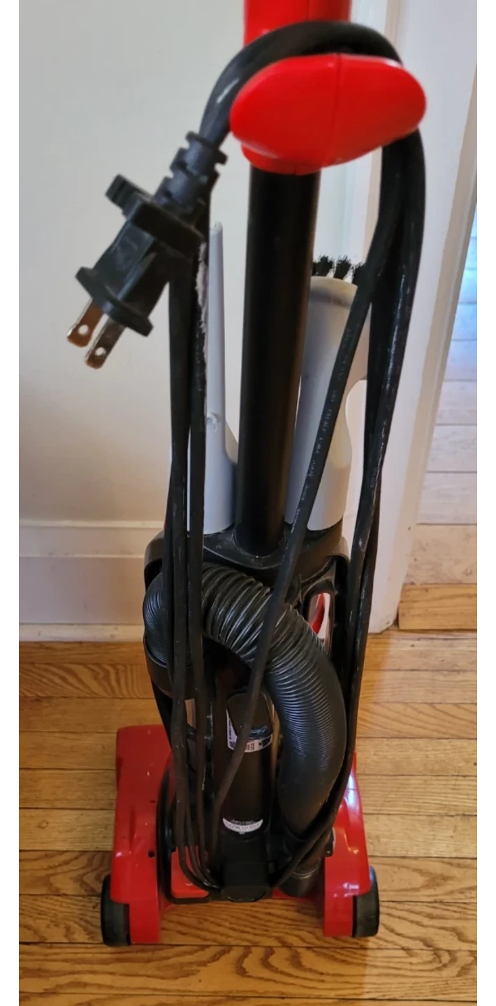 Dirt Devil Clean Path Compact Vacuum Cleanner with Attachments - photo 3