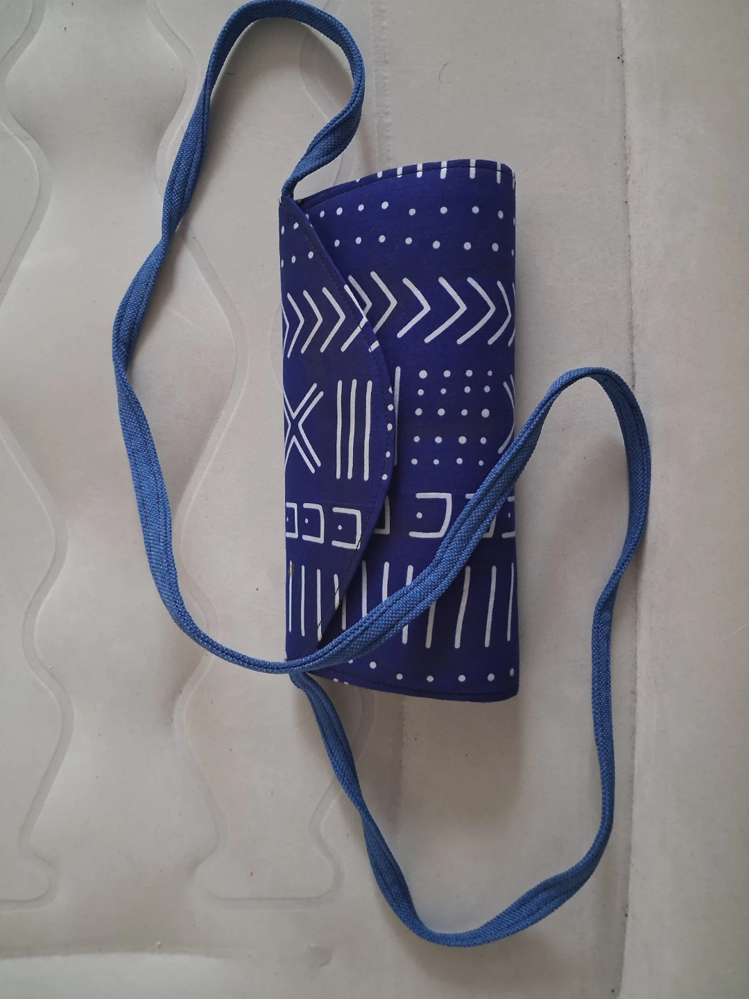 Blue patterned crossbody bag