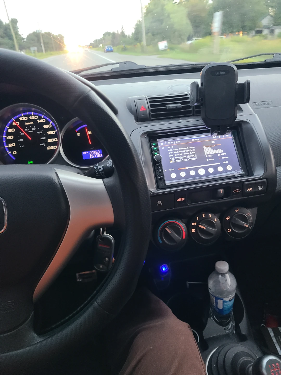 2007 Honda Fit. Manual - photo 3