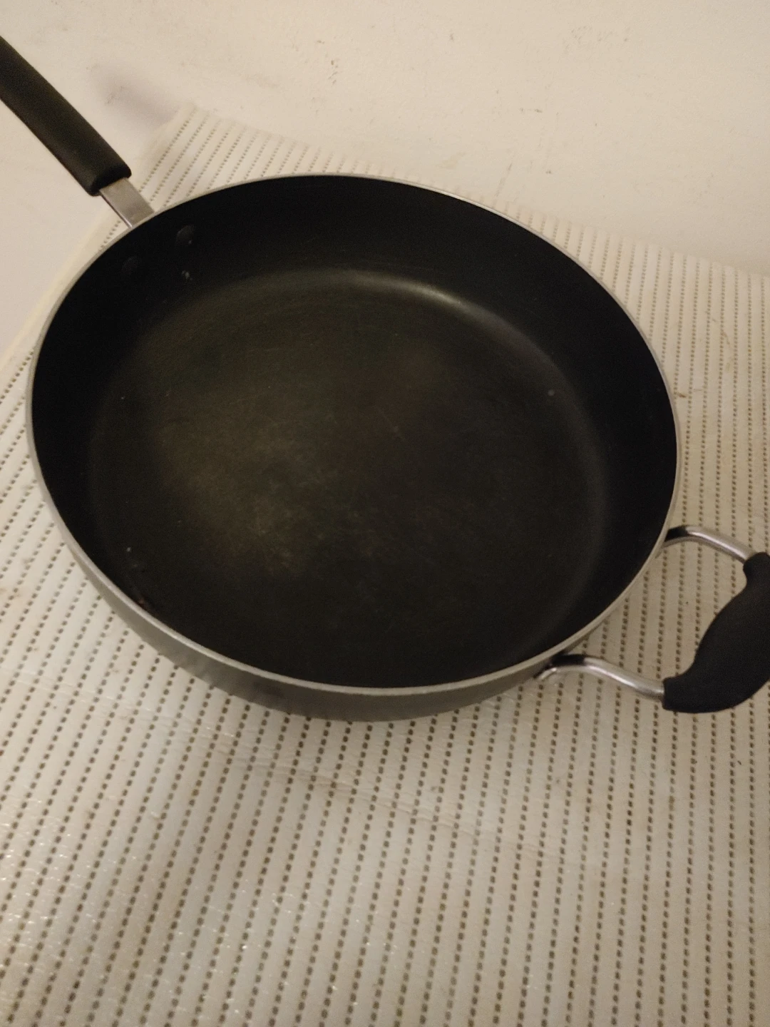Non-stick Frying Pan