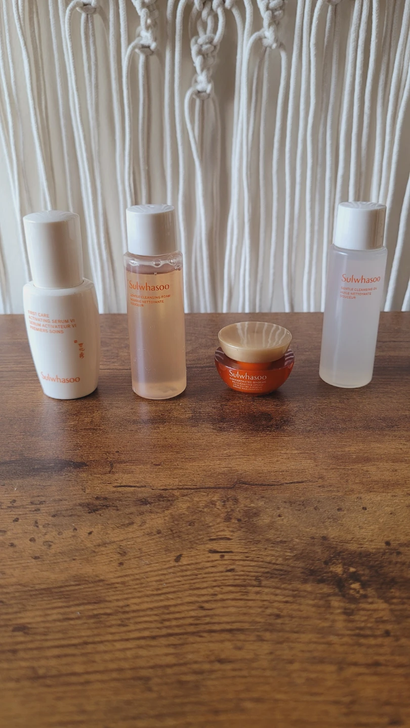 Brand new Sulwhasoo Luxury Skincare Trial Set – 4 Pieces - photo 3