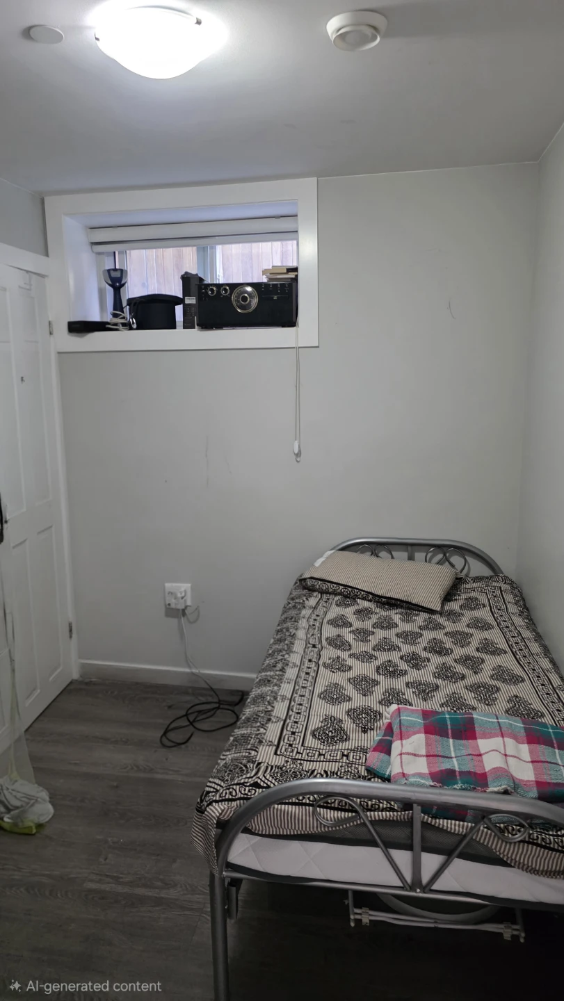 Private room for rent - photo 2