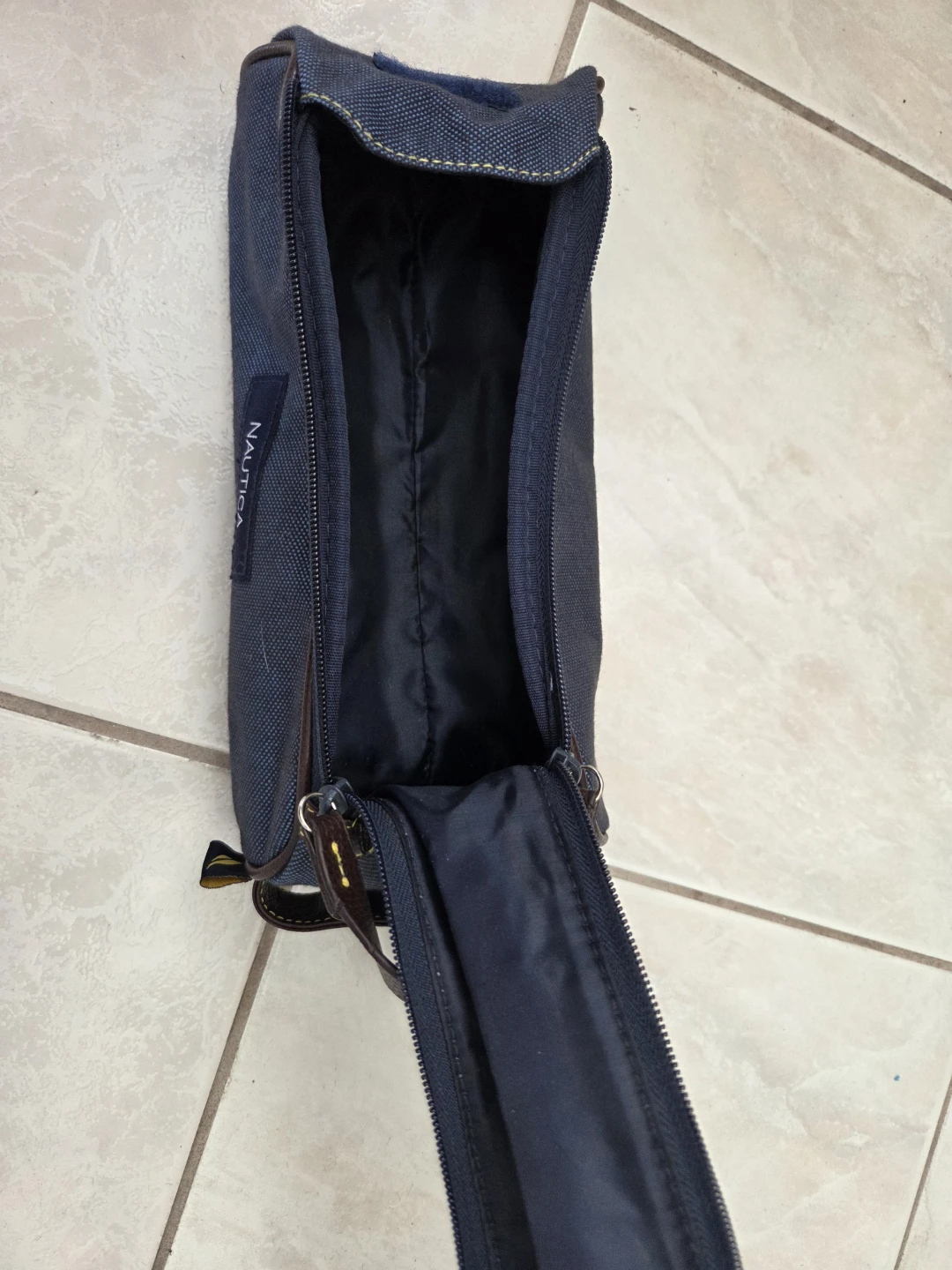 Toiletry bags - photo 5