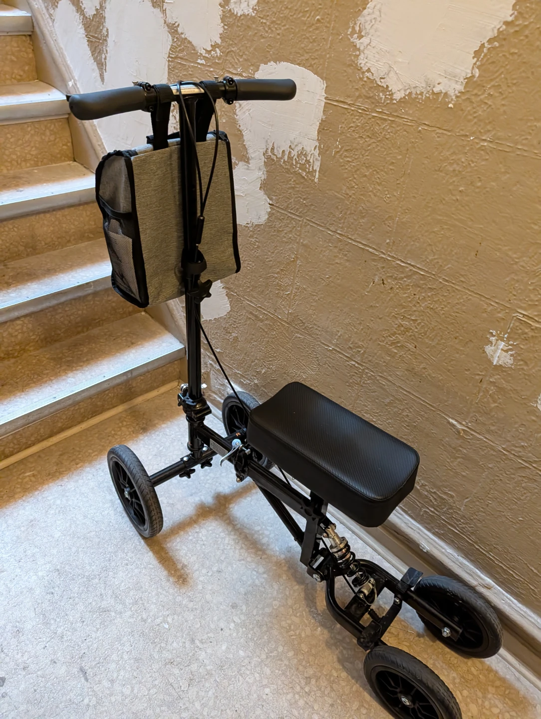 A Knee Scooter - photo 3