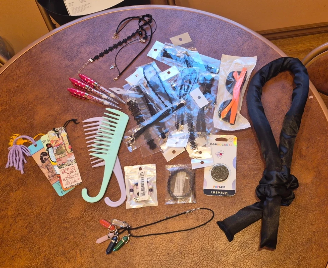 2 Combs, Jewelry Necklaces, and Popsocket other assorted items
