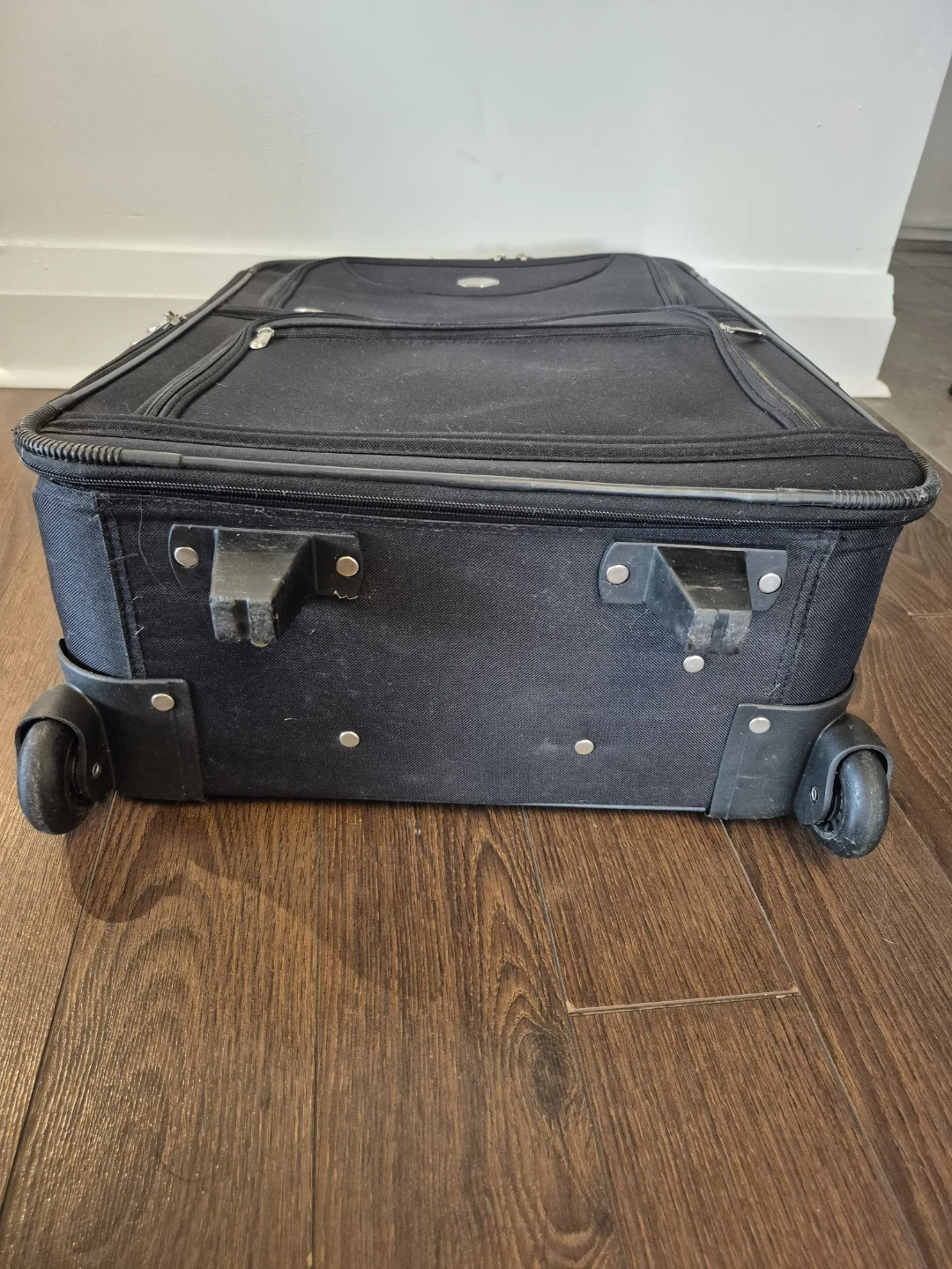 Check In Luggage/Suitcase - photo 4
