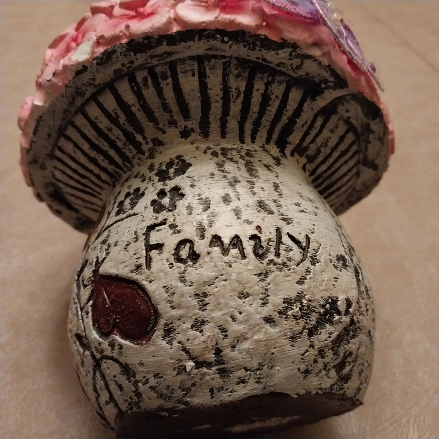 Decorative Mushroom Figurine with Butterfly Accent - photo 3