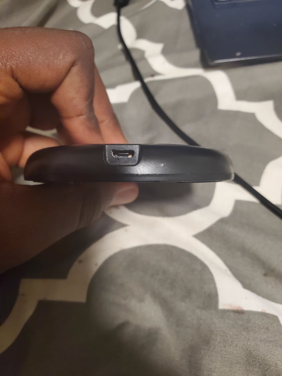 Belkin 10W Wireless Charging Pad - photo 3