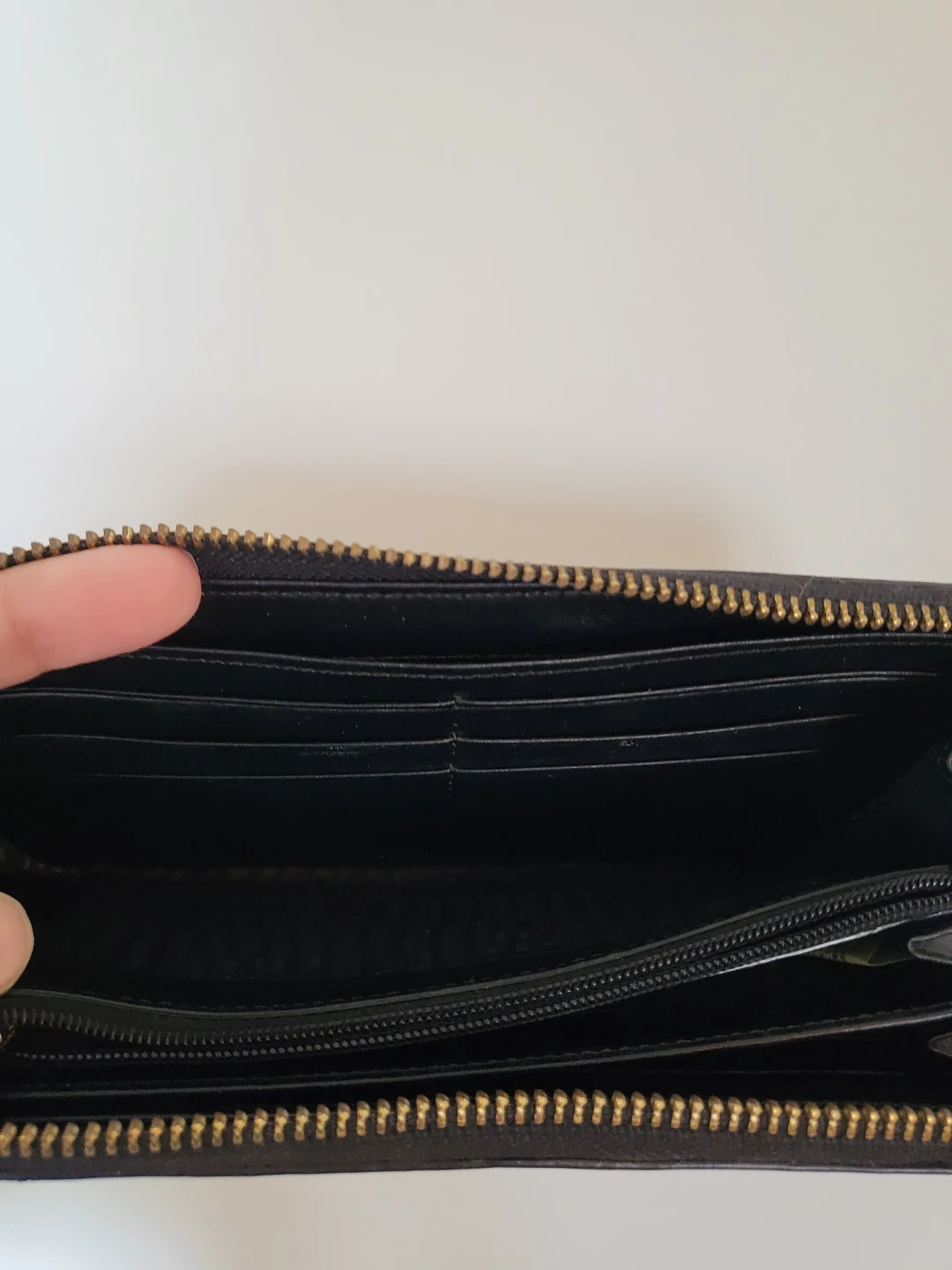 Kate Spade Striped Zip Around Wallet - photo 5
