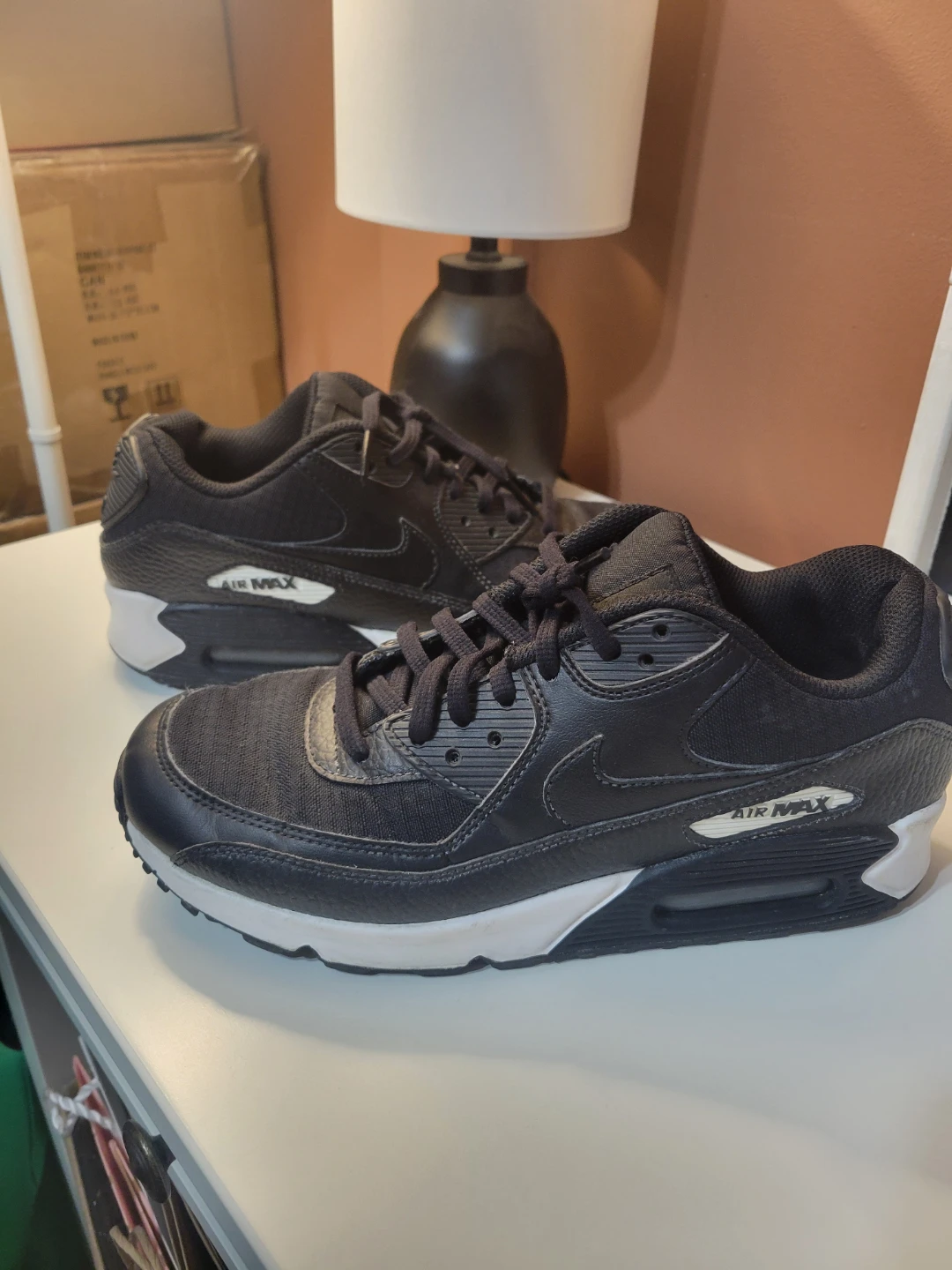 FREE NIKES - photo 3