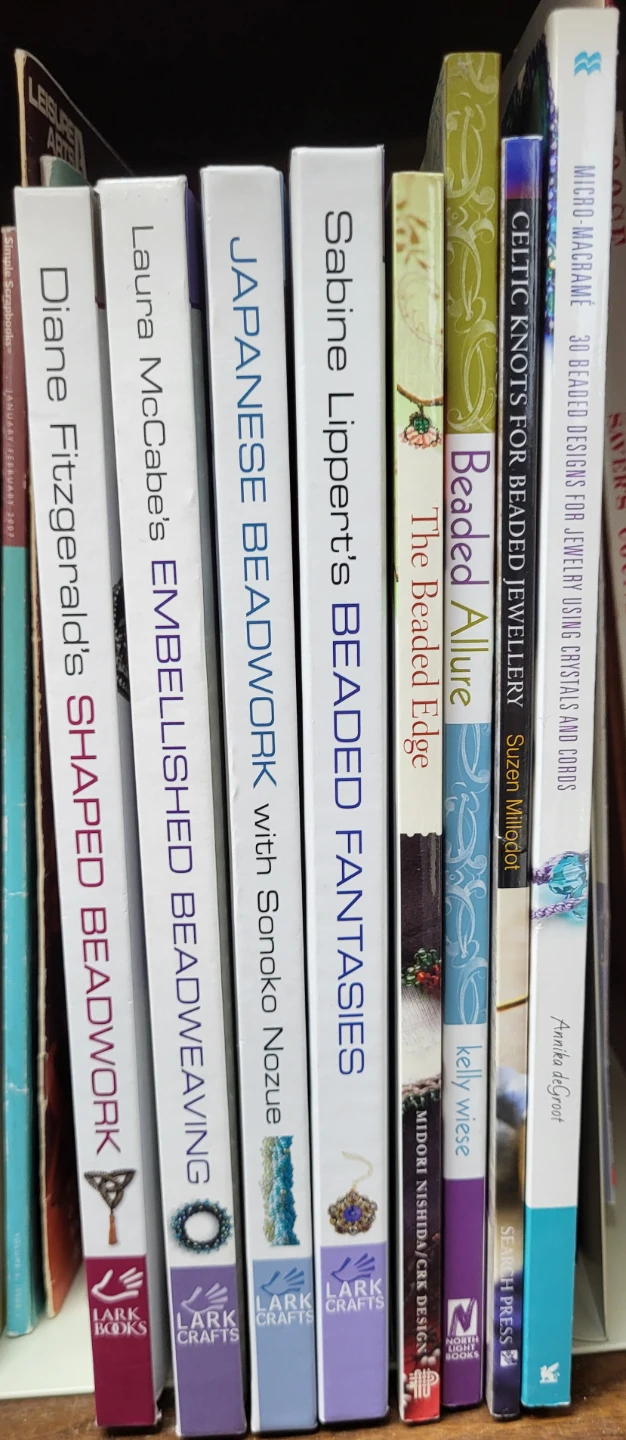 Set of 8 Beading and Jewellery Making Books