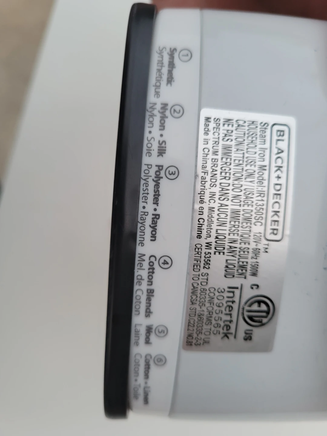 Black+Decker Steam Iron IR1350SC - photo 3