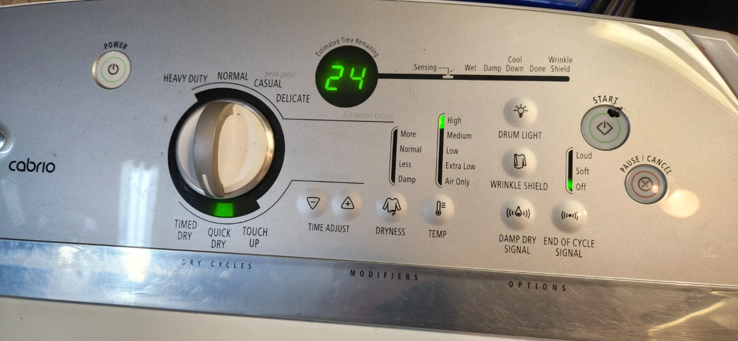 Whirlpool Cabrio Gas Dryer - photo 2