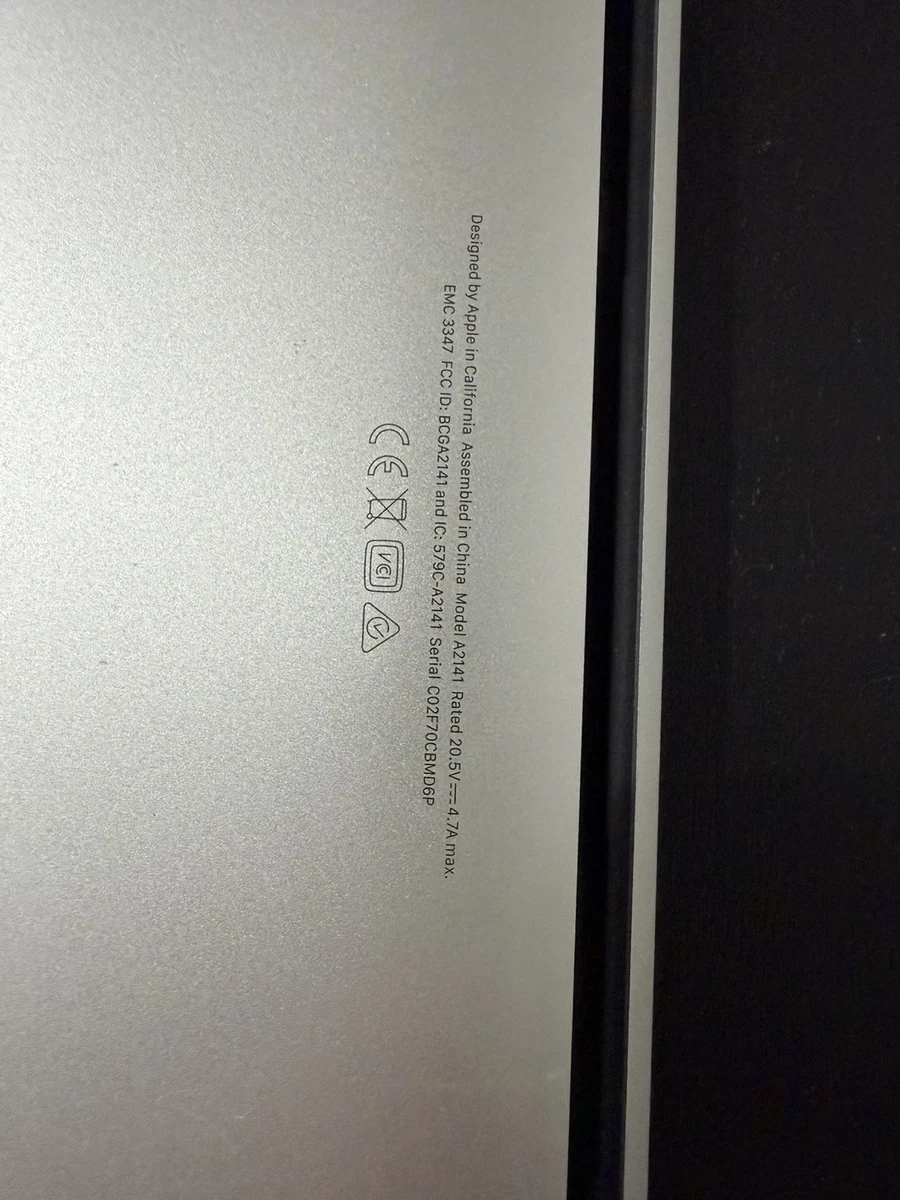 Apple MacBook Pro 16in - photo 5