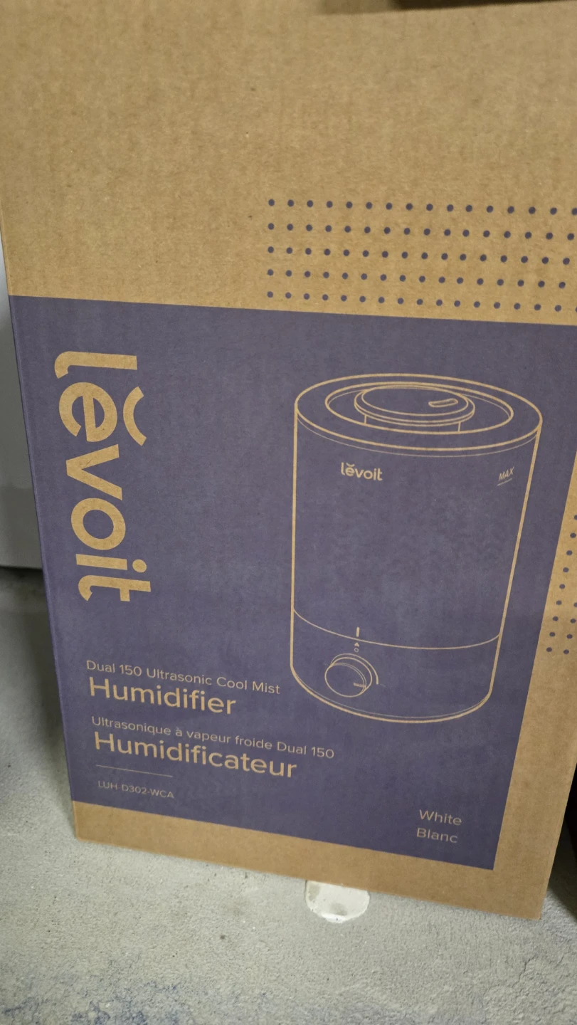 2 Levoit Humidifiers