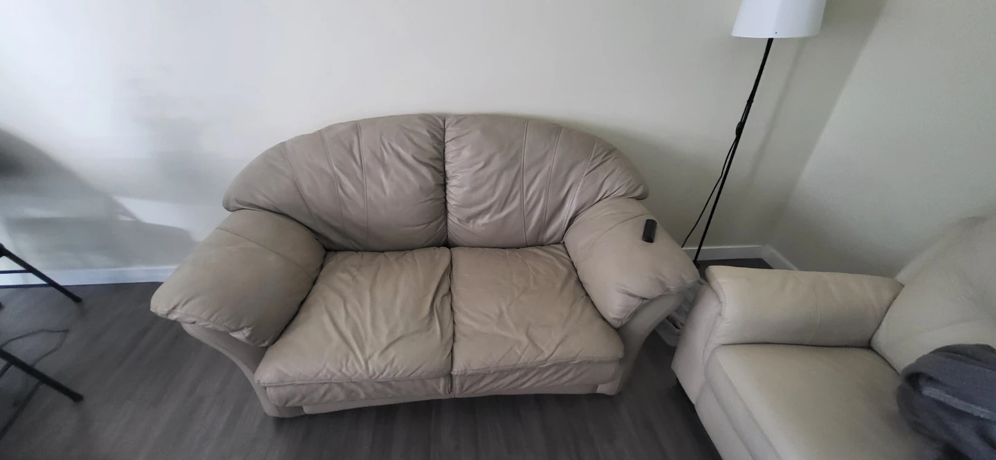 Love seat